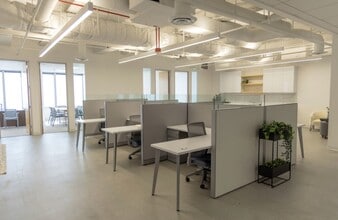 350 S Grand Ave, Los Angeles, CA for lease Interior Photo- Image 1 of 7