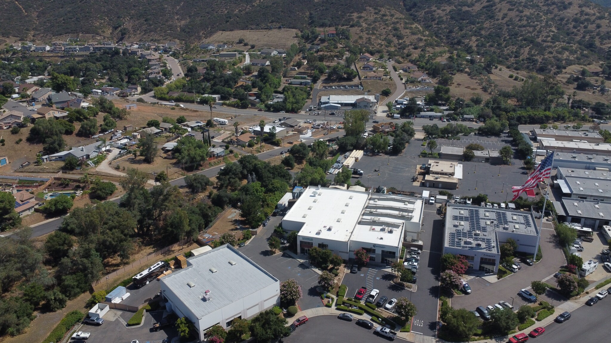 9435 Bond Ave, El Cajon, CA for lease Primary Photo- Image 1 of 7