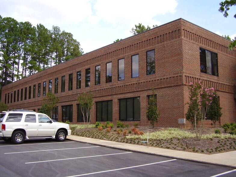 1150 SE Maynard Rd, Cary, NC for lease - Building Photo - Image 1 of 5