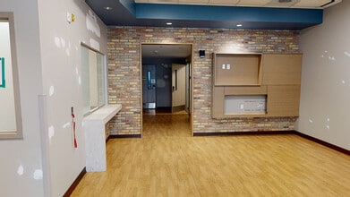 7236 Medical Center Dr, Texas City, TX for lease Building Photo- Image 2 of 10