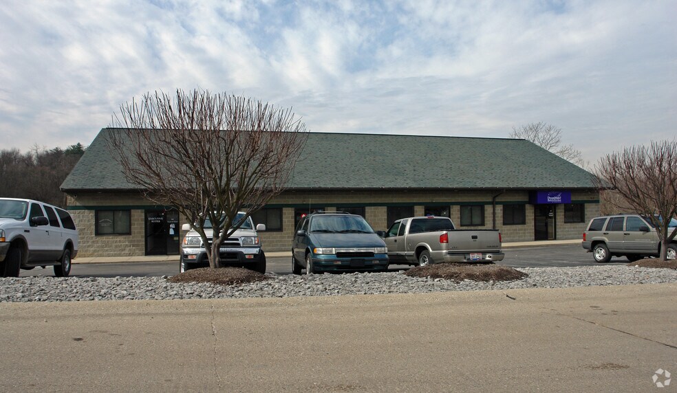 519 Enterprise Dr, Crescent Springs, KY for lease - Building Photo - Image 2 of 2