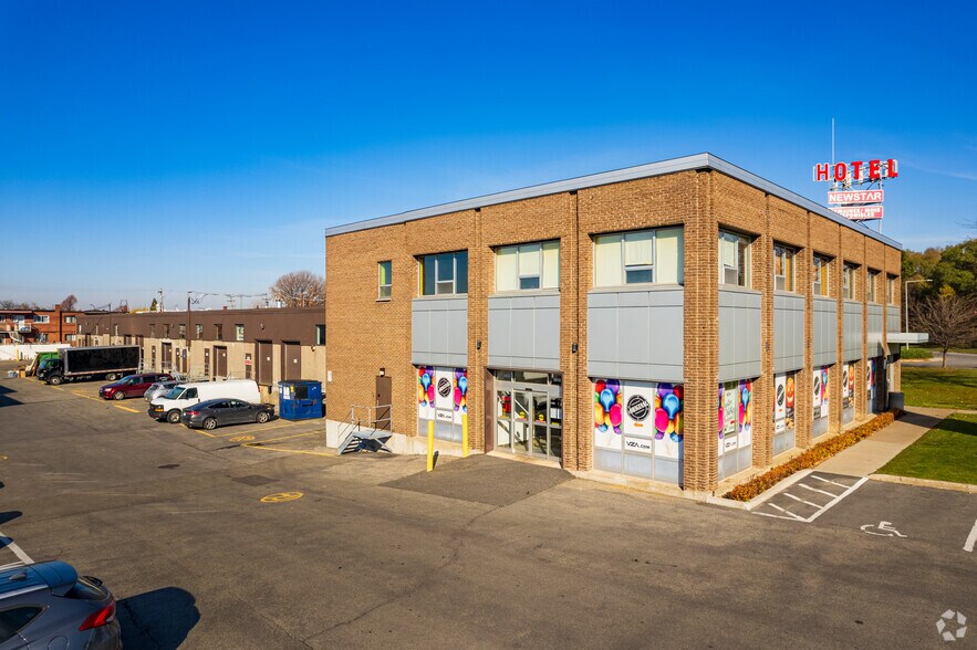 5205 Boul Métropolitain E, Montréal, QC for lease - Building Photo - Image 1 of 6