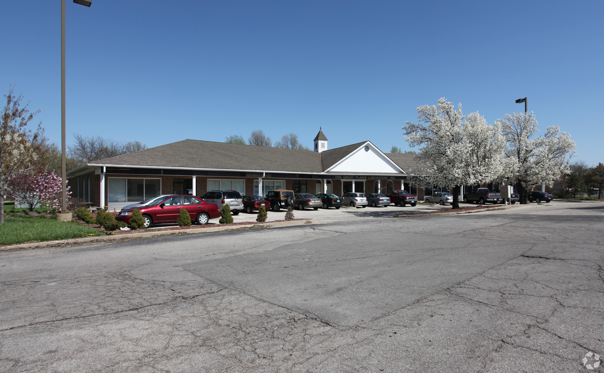 11813 W 77th St, Lenexa, KS for sale Primary Photo- Image 1 of 5