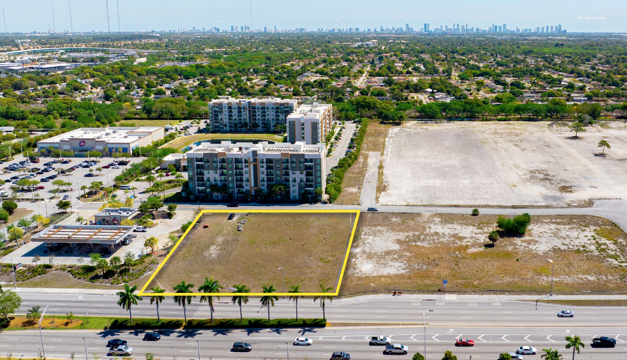 NW 27th Ave, Miami Gardens, FL for sale Building Photo- Image 1 of 11
