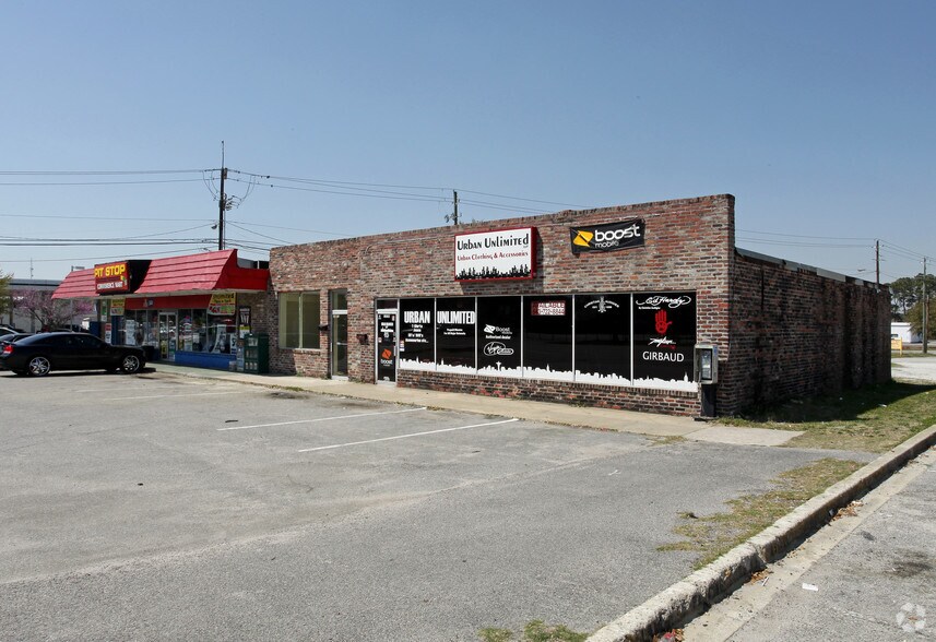 1566-1572 Sam Rittenberg Blvd, Charleston, SC for sale - Primary Photo - Image 1 of 1