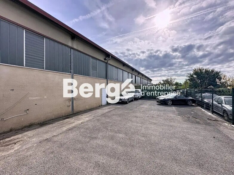 Industrial in La Roquette-sur-Siagne for lease - Building Photo - Image 2 of 5