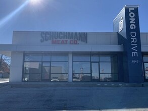 1845 E Turner Blvd, Springfield, MO for lease Interior Photo- Image 1 of 36