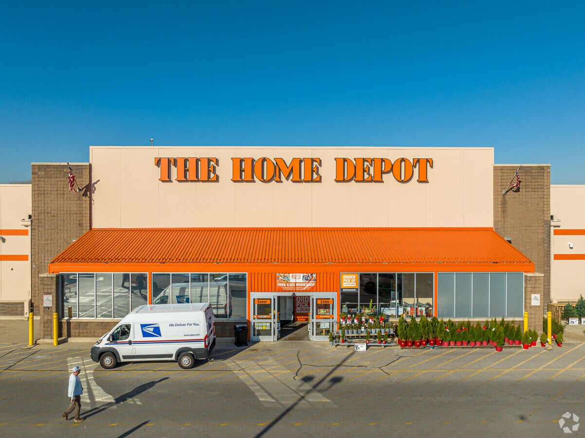 86508832 W Dempster St, Niles, IL 60714 Dempster Plaza