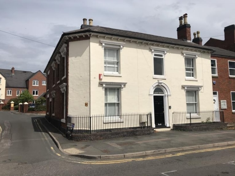 21 Albert Rd, Tamworth for sale Primary Photo- Image 1 of 1