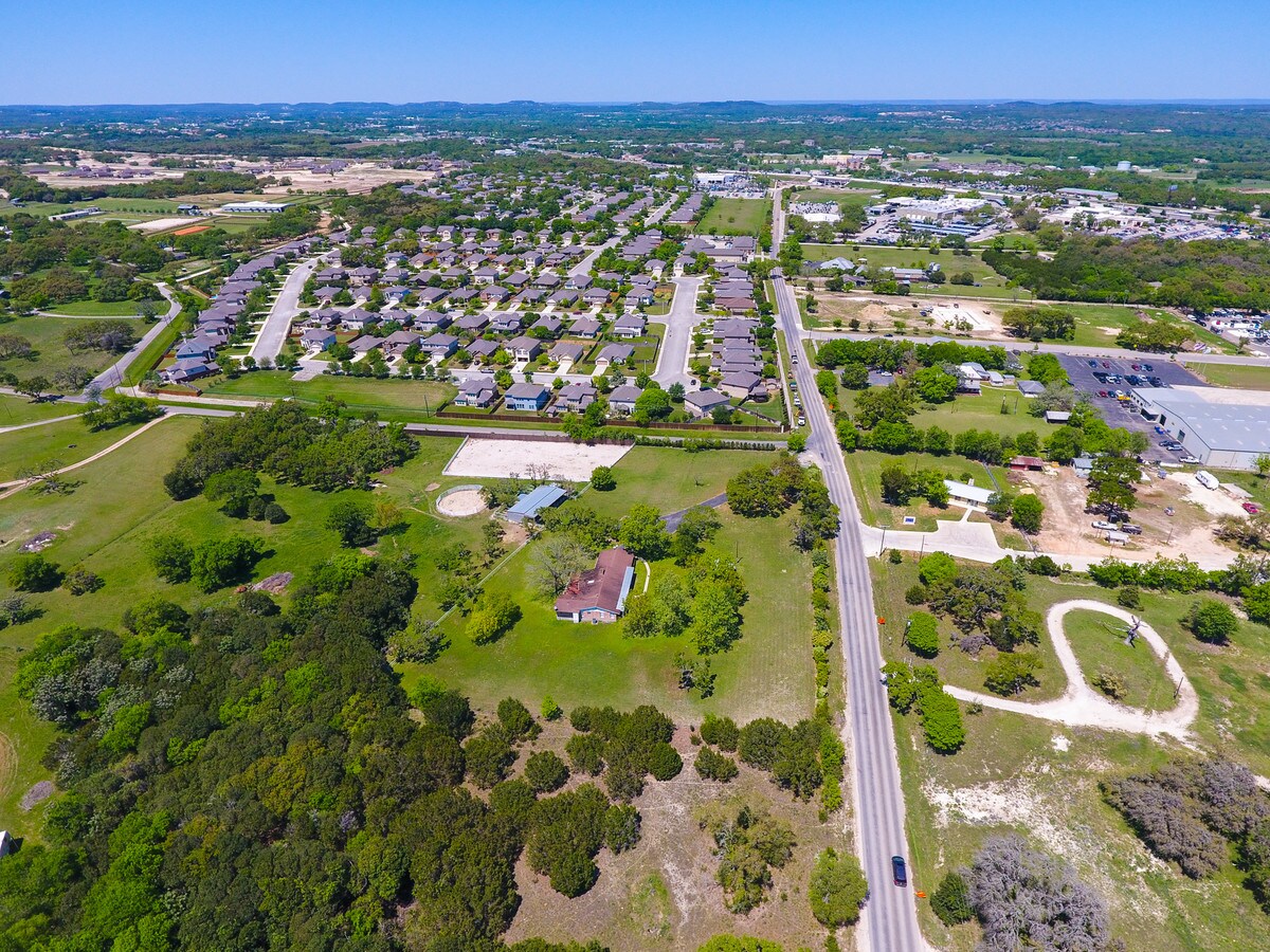 38 Scenic Loop Rd, Boerne, TX 78006 | LoopNet