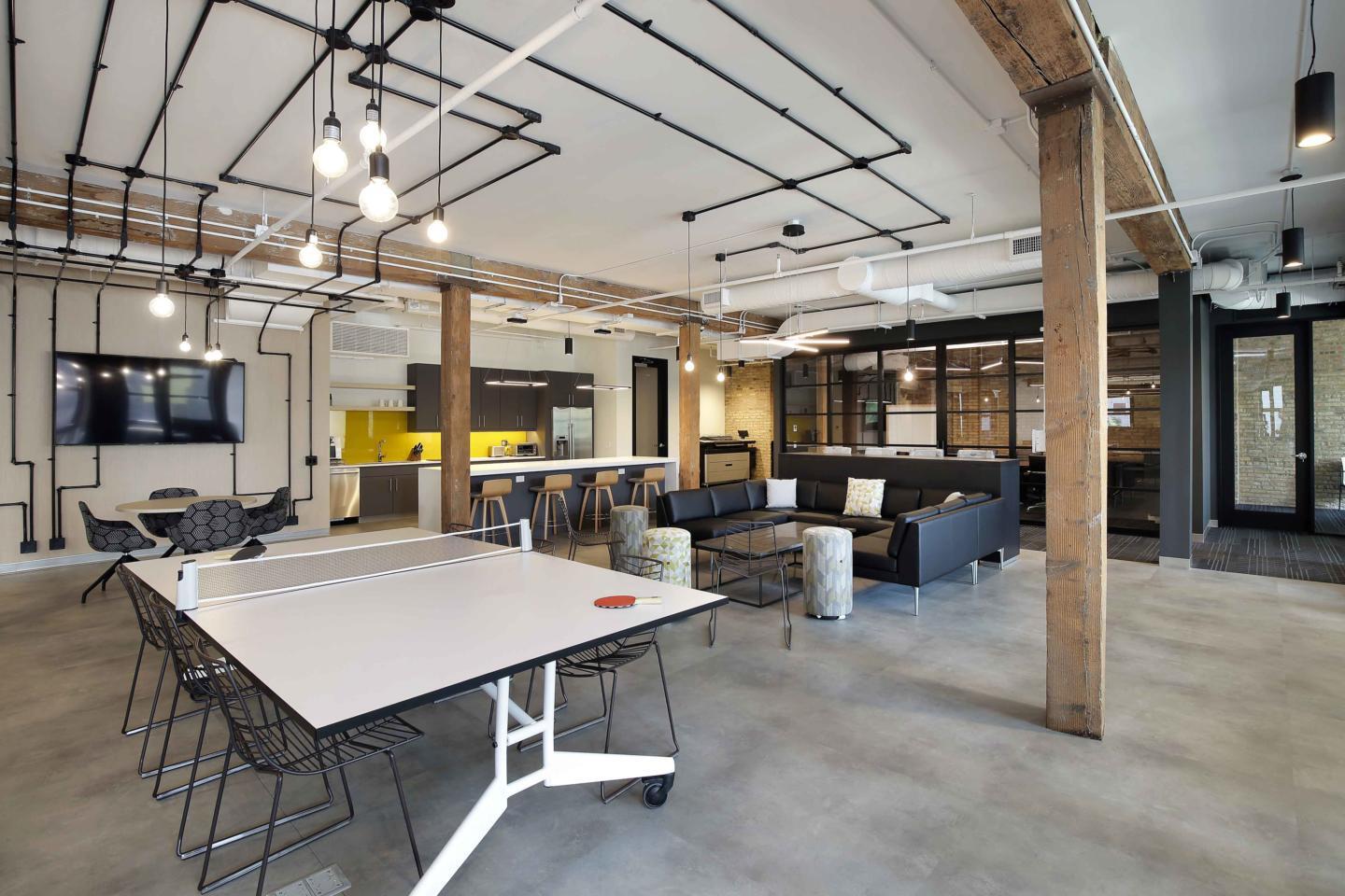 1040 W Huron St, Chicago, IL for lease Interior Photo- Image 1 of 5