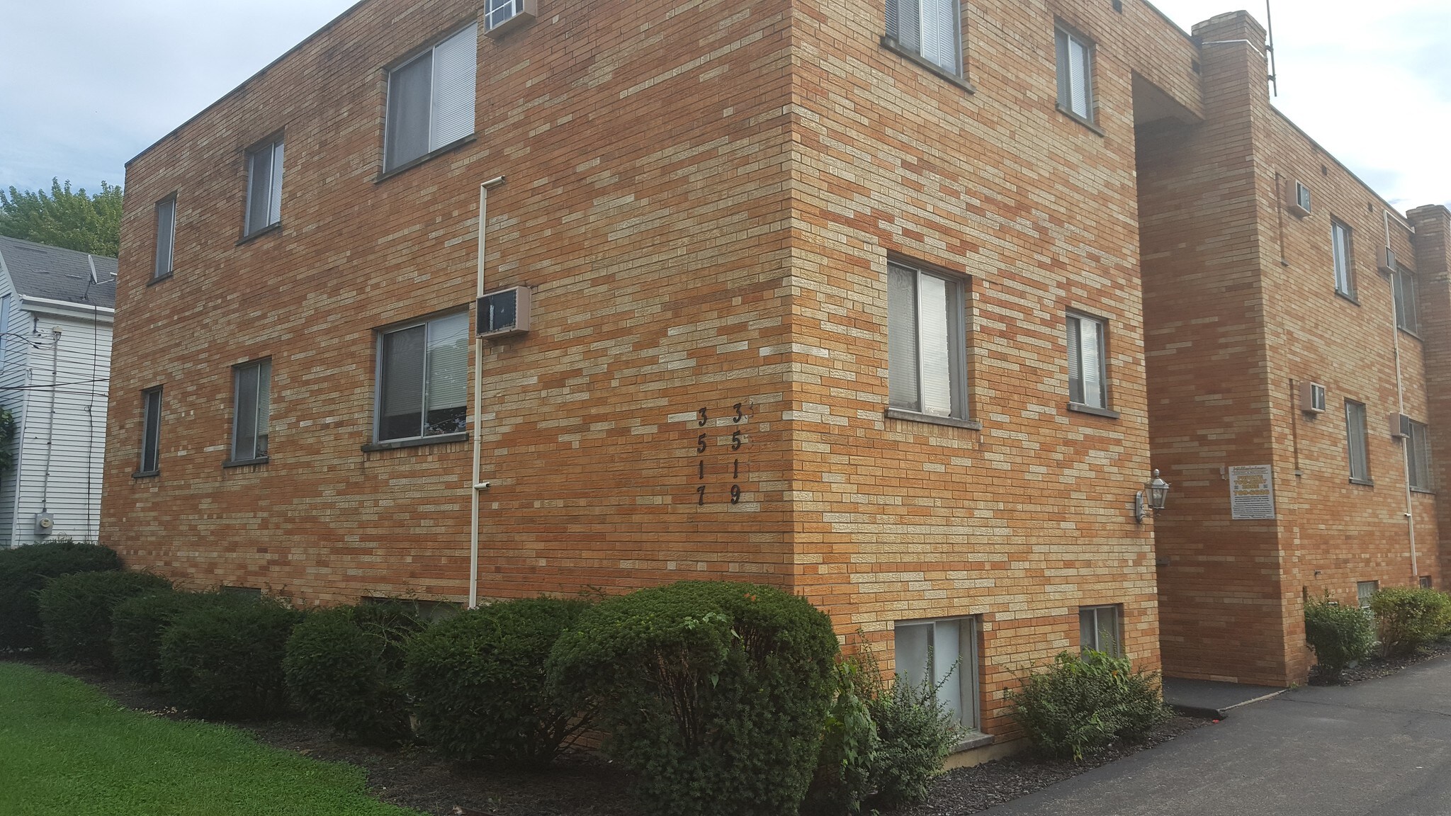 3517-3519 Woodbine Ave, Cincinnati, OH for sale Building Photo- Image 1 of 1