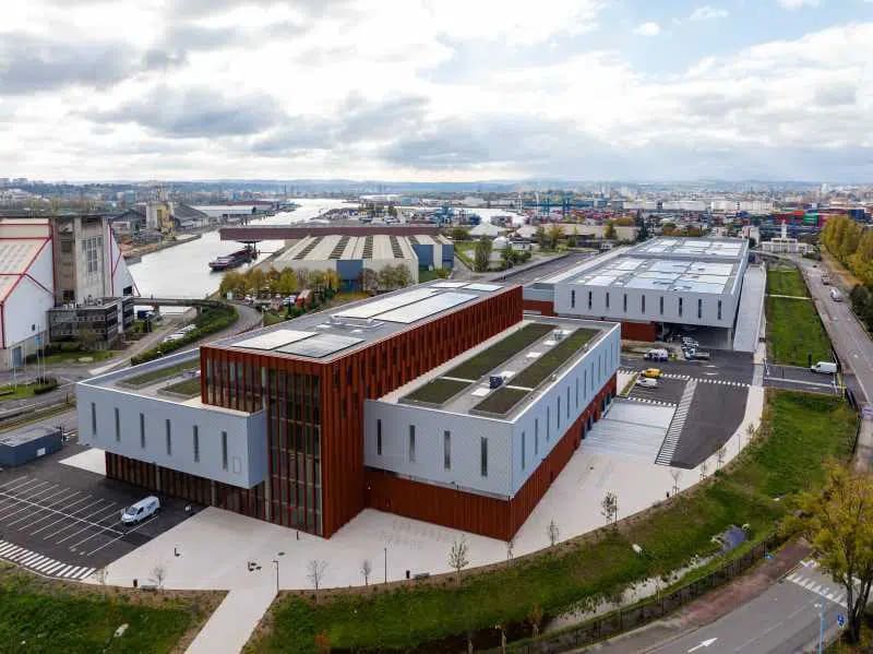 Location Bureaux 228 m² à 1 288 m² - Photo 1