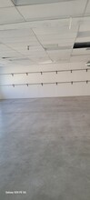 210 E Olympic Blvd, Los Angeles, CA for lease Building Photo- Image 2 of 4