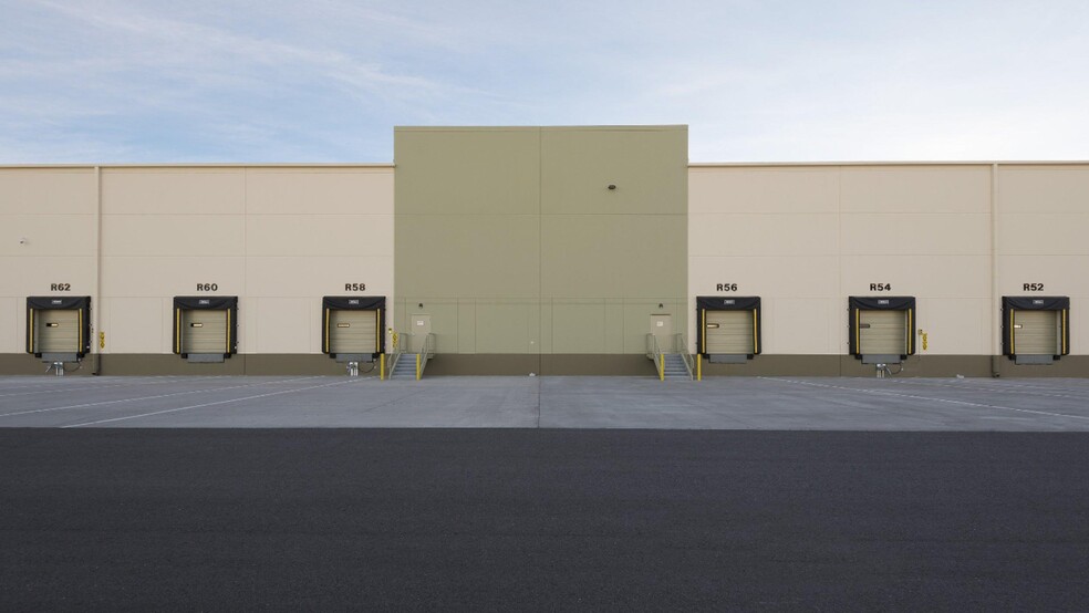 425 E Sydney Dr, Mccarran, NV for lease - Building Photo - Image 3 of 9