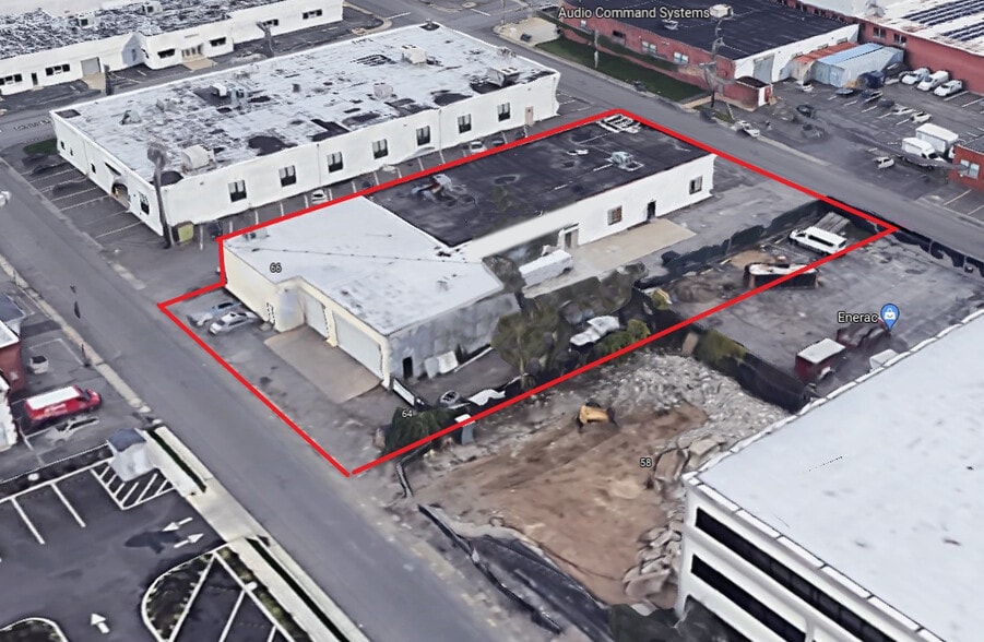 67 Bond St, Westbury, NY for sale - Building Photo - Image 1 of 1