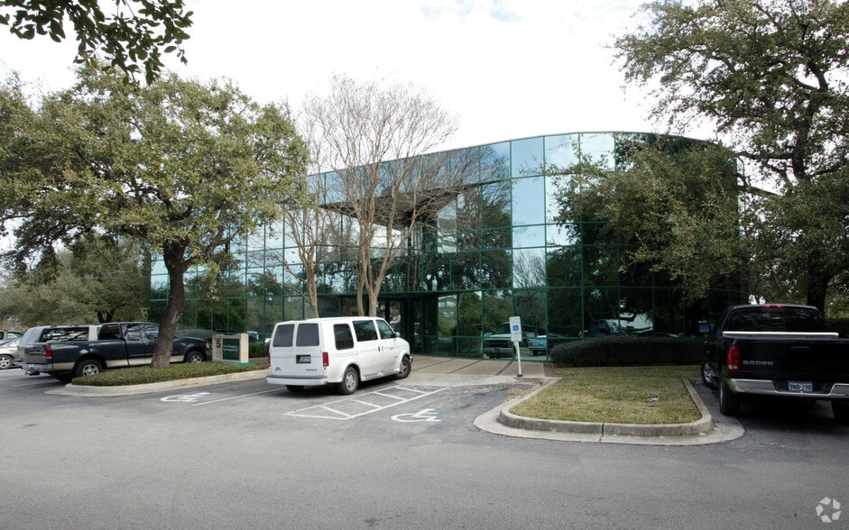 4242 Medical Dr, San Antonio, TX for sale - Building Photo - Image 2 of 31