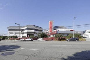 12233 W Olympic Blvd, Los Angeles CA - Loft