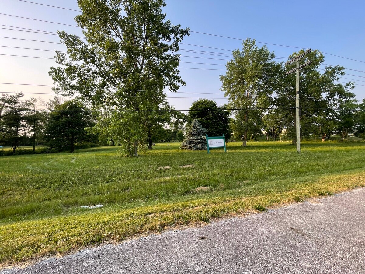 8746 Stafford Rd, Plainfield, IN 46168 Plainfield Possible Office