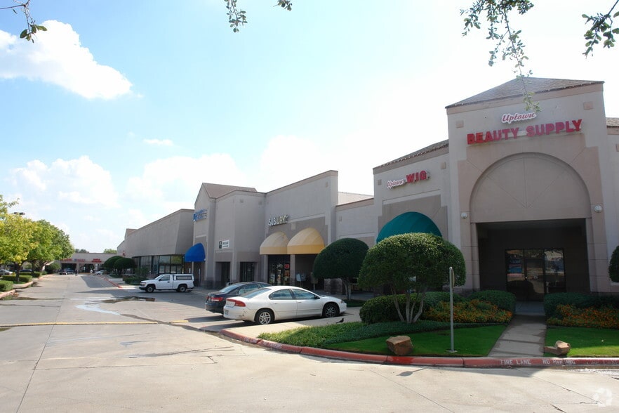 740-820 SW Green Oaks Blvd, Arlington, TX for sale - Primary Photo - Image 1 of 1
