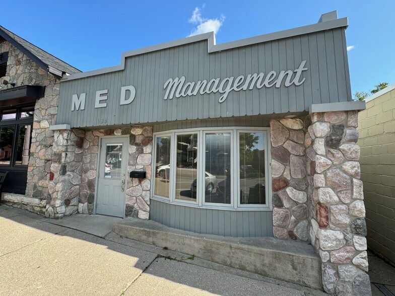 634 Milwaukee St, Delafield, WI for sale - Primary Photo - Image 1 of 1