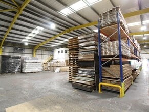 Bergen Way, Hull for lease Interior Photo- Image 2 of 5