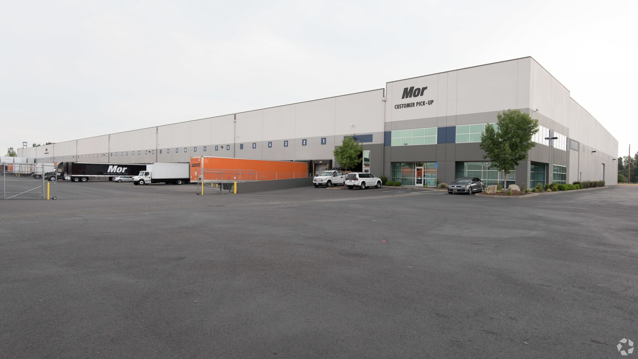 15805 N Columbia Blvd, Portland, OR for sale Primary Photo- Image 1 of 1