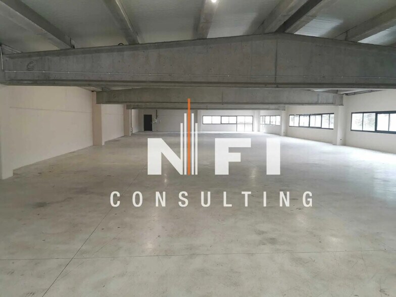 Flex in Peymeinade for lease - Building Photo - Image 1 of 10