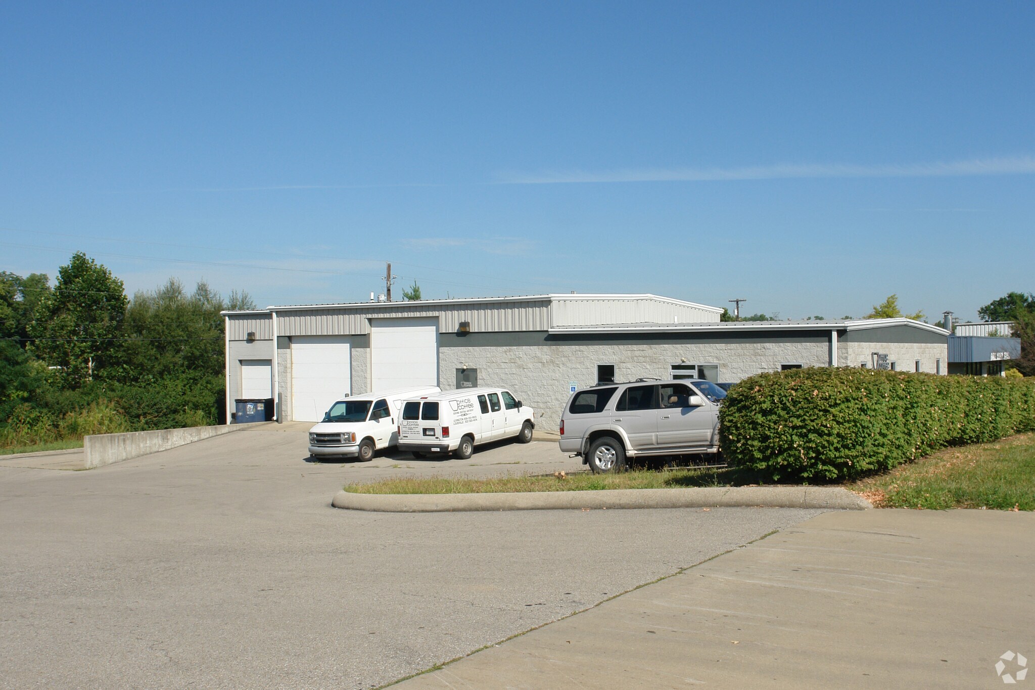 2071 Enterprise Dr, Lexington, KY for sale Primary Photo- Image 1 of 1