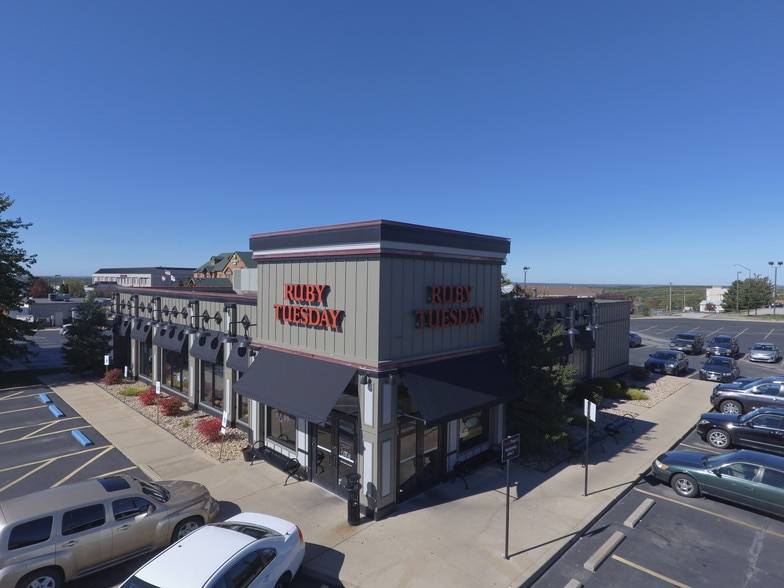 135 Saint Robert Blvd, Saint Robert, MO 65584