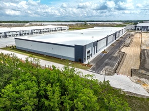 Warehouse Dr, Savannah, GA for lease Building Photo- Image 1 of 4
