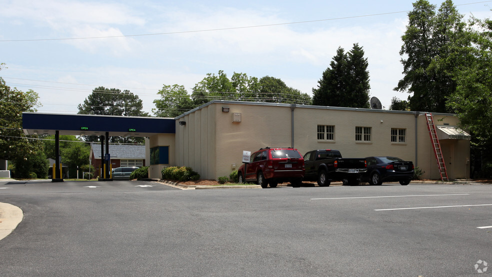 202 S Salem St, Apex, NC for lease - Building Photo - Image 2 of 3