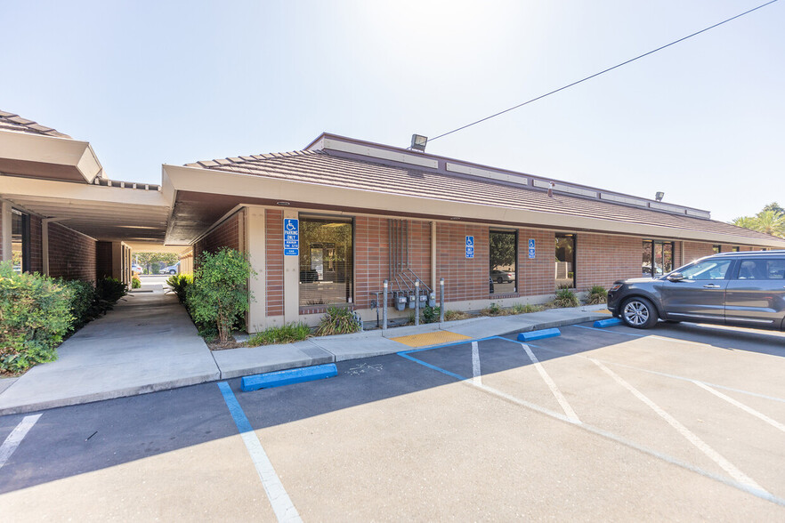 455 Watt Ave, Sacramento, CA for lease - Building Photo - Image 1 of 5