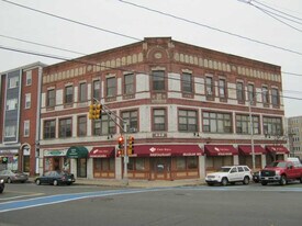 The Rosenfelt Building - Bar