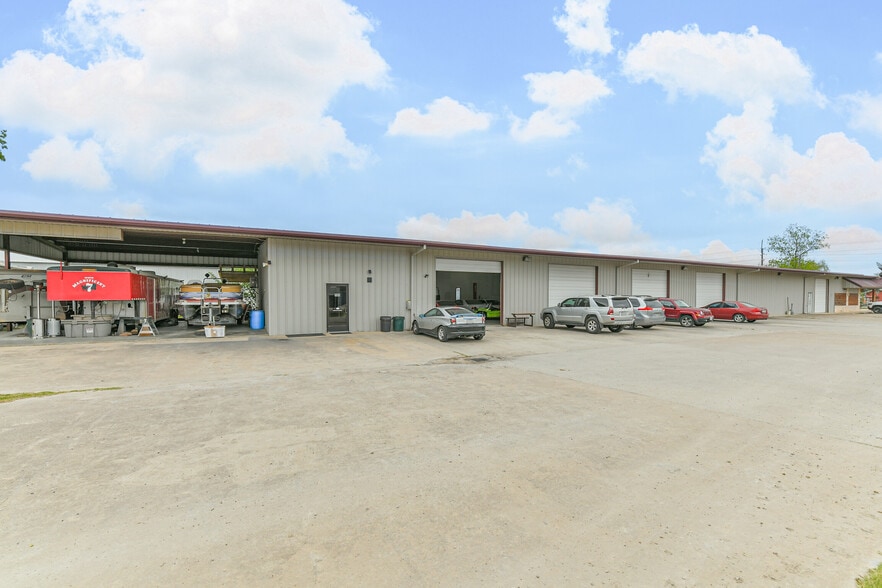 7449 Wright Rd, Houston, TX for sale - Building Photo - Image 3 of 58