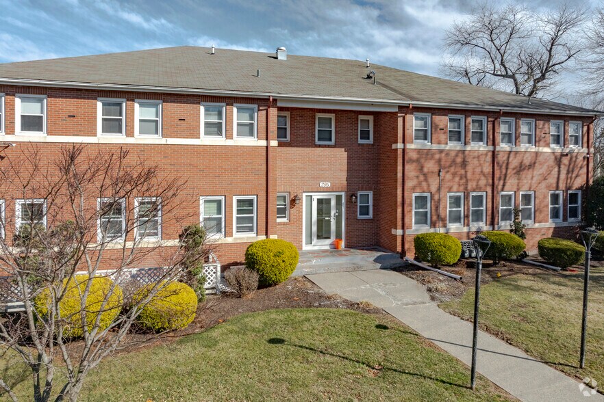 295-299 Washington Ave, Hamden, CT for sale - Primary Photo - Image 1 of 1