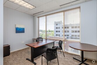 11815 Fountain Way, Newport News, VA for lease Interior Photo- Image 2 of 2