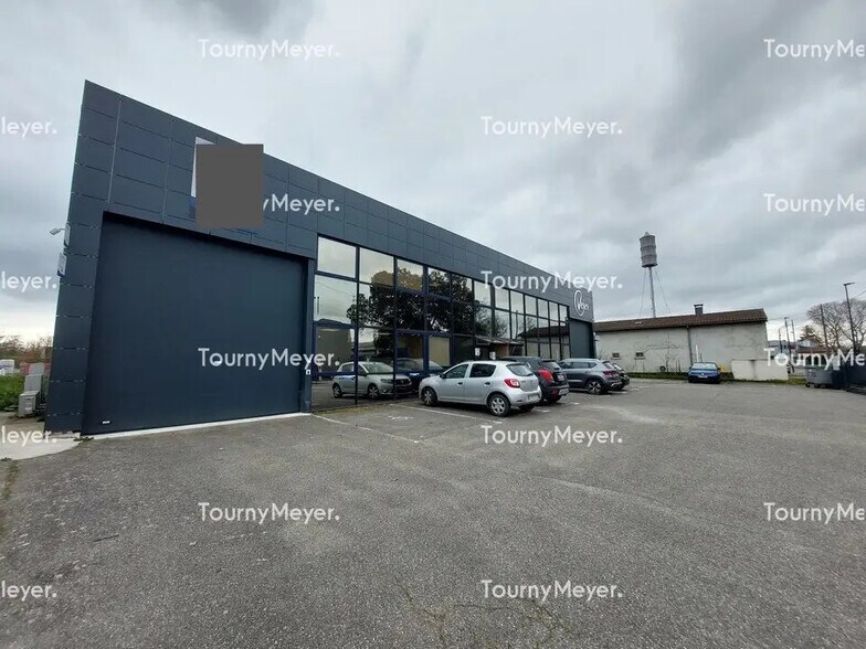 Flex in Toulouse for sale - Building Photo - Image 1 of 5