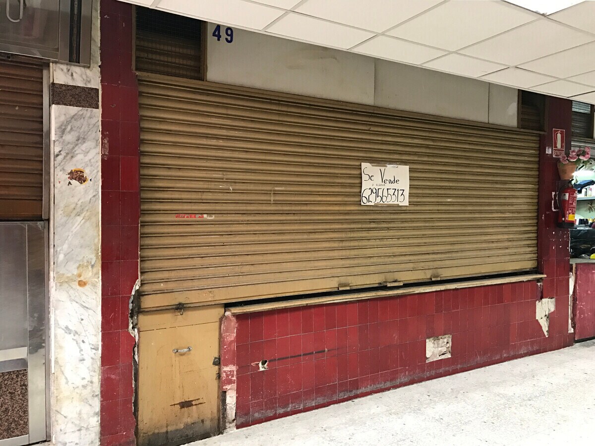 Calle Cataluña, 17, Getafe, MAD 28903 - Unit Puerta 49, Esc. E -  - Interior Photo - Image 1 of 2