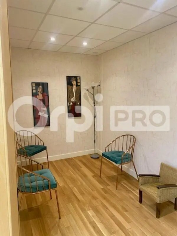Office in Chantilly for sale Interior Photo- Image 1 of 7