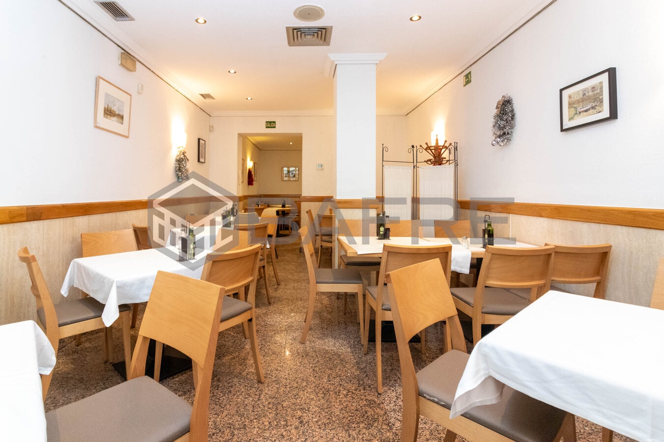 Madrid, MAD 28006 - Unit 1 - - Interior Photo - Image 2 of 4