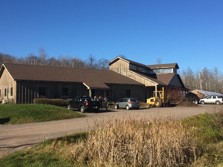 5137 Jean Duluth Rd, Duluth, MN for sale - Building Photo - Image 1 of 1