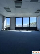 15 Avenue Andre Roussin, Marseille for lease Building Photo- Image 1 of 7