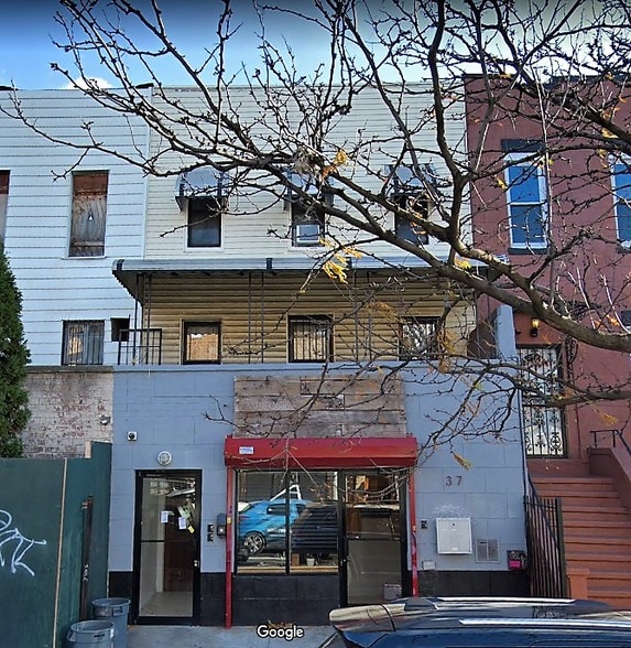 335 Tompkins Ave, Brooklyn, NY 11216