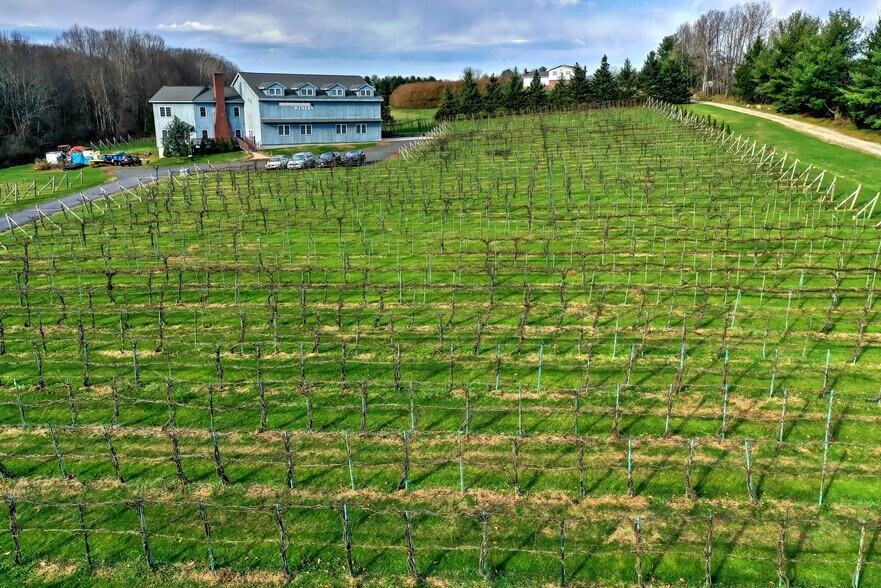 1480 Litchfield Tpke, New Hartford, CT 06057 Specialty for Sale