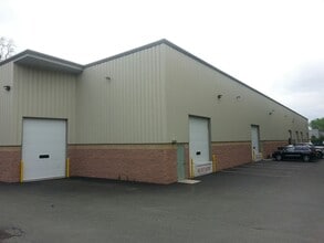 8 Petra Ln, Albany, NY for lease Building Photo- Image 2 of 2