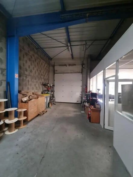 Office in La Chapelle-sur-Erdre for sale - Interior Photo - Image 3 of 5