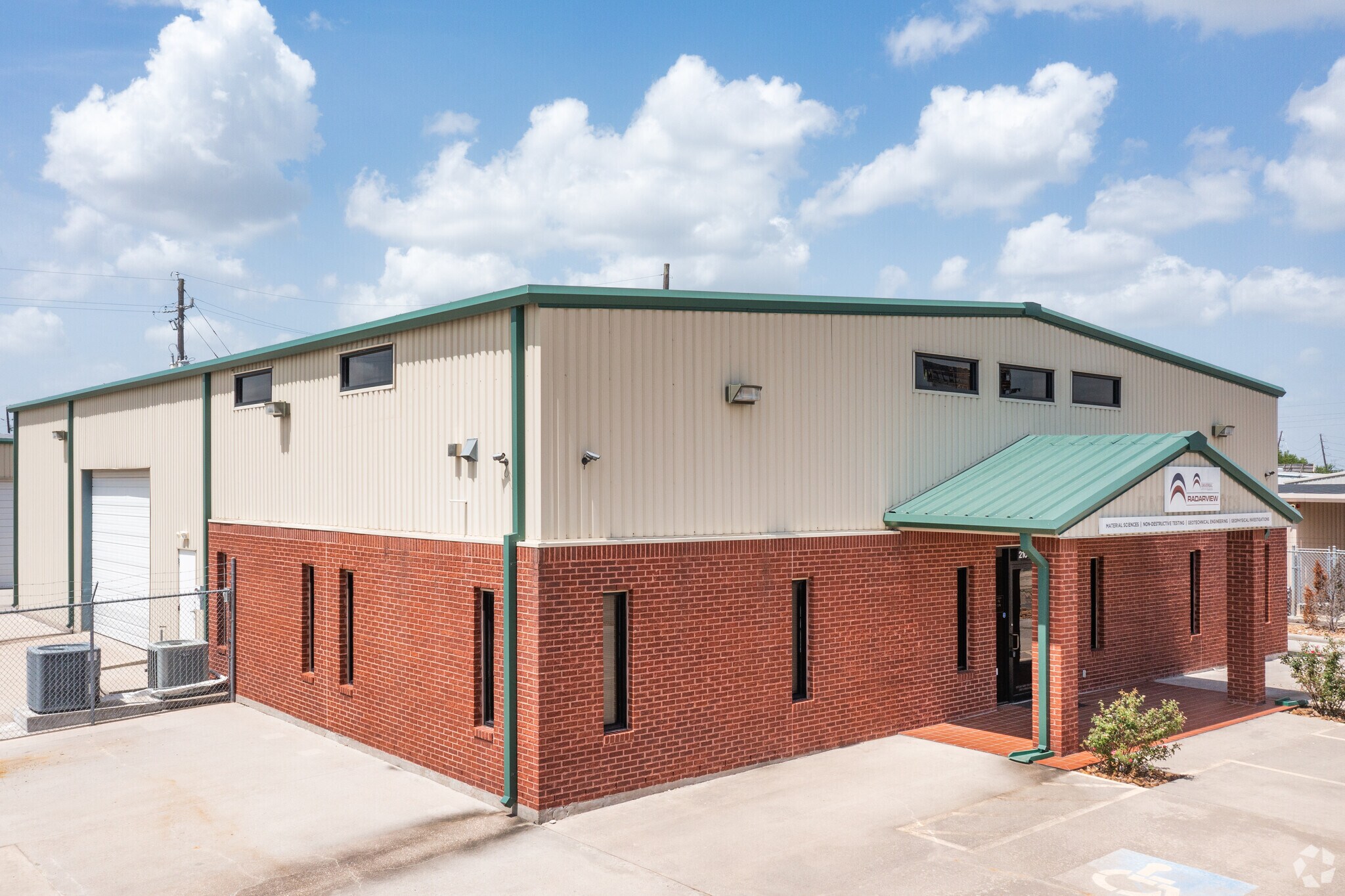 210 Derrick Dr, Humble, TX for sale Building Photo- Image 1 of 1