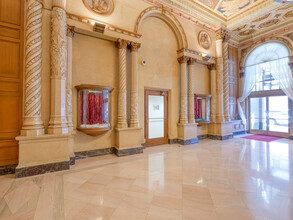 506 S Grand Ave, Los Angeles, CA for lease Interior Photo- Image 2 of 7