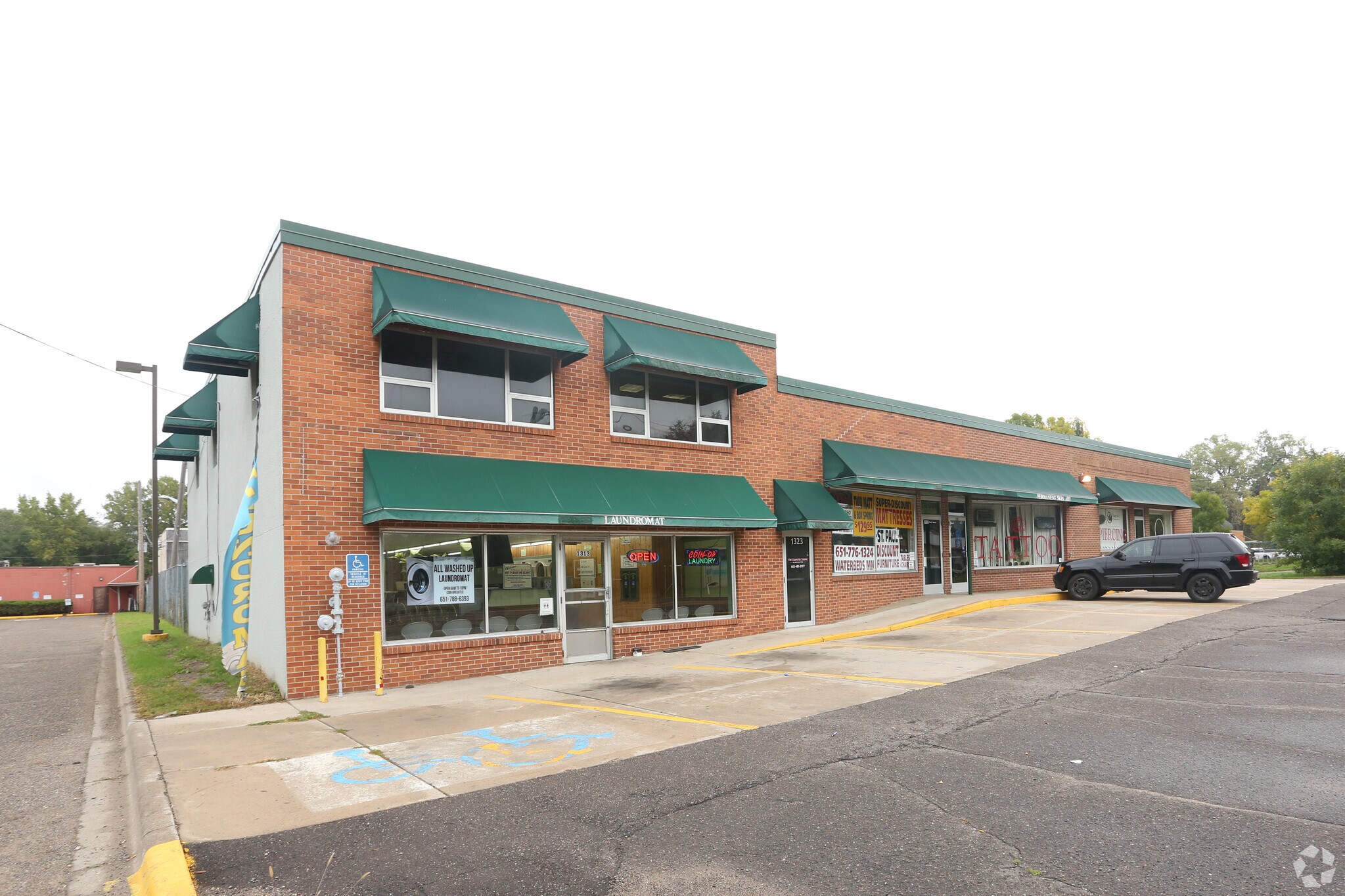 1315-1321 Frost Ave E, Maplewood, MN for sale Primary Photo- Image 1 of 1